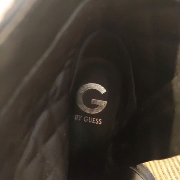 Guess Boots - Picture 5 of 9